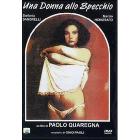Una donna allo specchio
