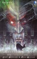 Arkham Asylum. Batman di Grant Morrison, Dave McKean edito da Lion