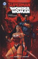 Superman/Wonder Woman vol.2 di Peter J. Tomasi, Doug Mahnke edito da Lion