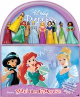 Disney princess. Maxi libro gioca kit. Con 10 gadget edito da Disney Libri