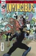 Invincible. Cover B vol.50 di Robert Kirkman edito da SaldaPress