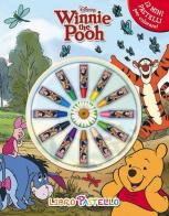 Winnie the Pooh. Libro pastello. Ediz. illustrata. Con gadget edito da Disney Libri