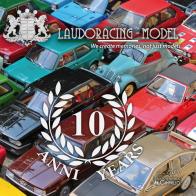 Laudoracing - Model 10 anni-10 years. Ediz. bilingue edito da Il Cammello (Torino)