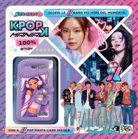 K-pop maniak. 100% stan. Scopri le K band più hype del momento. Starter pack. Ediz. a colori. Con photo card holder di Emanuela Brumana edito da Pon Pon Edizioni