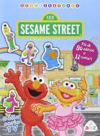 Sticker storie. 123 Sesame Street. Con adesivi. Ediz. illustrata edito da AMZ