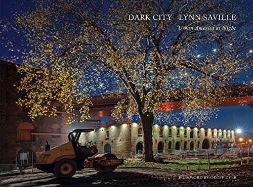 Dark city: urban America at night di Lynn Saville edito da Damiani