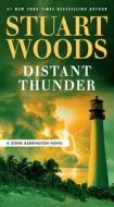 Distant Thunder di Stuart Woods edito da Penguin Random House Group