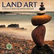 Land Art: Creations in Nature by Dietmar Voorwold edito da Amber Lotus