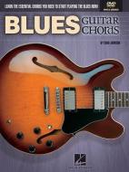 Blues Guitar Chords: Learn the Essential Chords You Need to Start Playing the Blues Now! [With DVD] di Chad Johnson edito da HAL LEONARD PUB CO