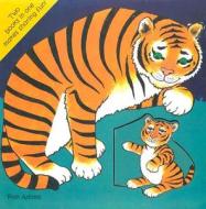 Tiger [With Mini Book] di Pam Adams edito da Child's Play International
