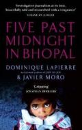 Five Past Midnight In Bhopal di Dominique Lapierre, Javier Moro edito da Simon & Schuster Ltd
