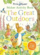The Great Outdoors Sticker Activity Book di Beatrix Potter edito da WARNE FREDERICK & CO