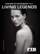Masters Of Photography Vol 1 Living Legends di Paul G Roberts, Anna Johnson, Heidi Wellington edito da Fashion Industry Broadcast