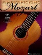 Fingerpicking Mozart edito da Hal Leonard Corporation