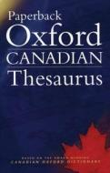 Paperback Oxford Canadian Thesaurus di Robert Pontisso edito da Oxford University Press, Canada