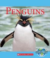 Penguins di Lucia Raatma edito da Scholastic