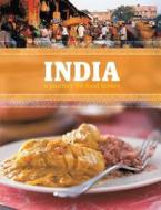 India: A Journey for Food Lovers di Priya Wickramasinghe, Carol Selva Rajah edito da Whitecap Books