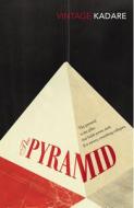 The Pyramid di Ismail Kadare edito da Vintage Publishing