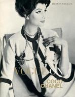 Vogue on: Coco Chanel di Bronwyn Cosgrave edito da Quadrille Publishing Ltd