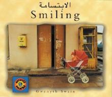 Smiling (arabic-english) di Gwenyth Swain edito da Milet Publishing Ltd