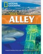 Shark Alley di Rob Waring, National Geographic edito da Cengage Learning, Inc