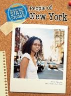 People of New York di Mark Stewart edito da Heinemann Library