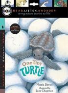 One Tiny Turtle with Audio, Peggable: Read, Listen & Wonder [With CD (Audio)] di Nicola Davies edito da Candlewick Press (MA)