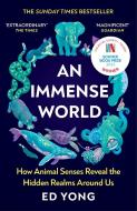 An Immense World di Ed Yong edito da Random House