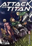 Attack on Titan 06 di Hajime Isayama edito da Carlsen Verlag GmbH