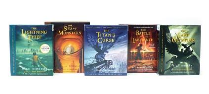 Percy Jackson and the Olympians Books 1-5 CD Collection di Rick Riordan edito da Listening Library (Audio)