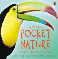 Pocket Nature (Combined Volume) di Various edito da Usborne Publishing Ltd