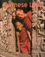 Burmese Light: Impressions Of A Golden Land di Hans Kemp, Tom Vater edito da Visionary World Ltd