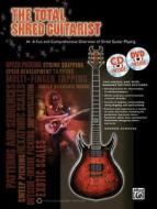 The Total Shred Guitarist: A Fun and Comprehensive Overview of Shred Guitar Playing, Book, CD & DVD di German Schauss edito da Alfred Publishing Co., Inc.