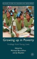 Growing Up in Poverty edito da Palgrave Macmillan