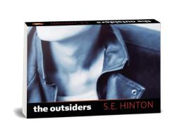 Penguin Minis: The Outsiders di S. E. Hinton edito da Penguin Young Readers Group