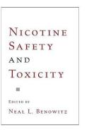 Nicotine Safety and Toxicity di Society for Research on Nicotine and Tob edito da OXFORD UNIV PR