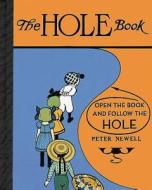 Hole Book di Peter S. Newell edito da Tuttle Publishing