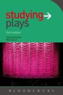 Studying Plays di Simon Shepherd, Mick Wallis edito da Bloomsbury Publishing Plc
