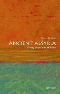Ancient Assyria: A Very Short Introduction di Karen Radner edito da Oxford University Press