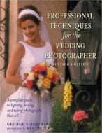 A Complete Guide To Lighting, Posing And Taking Photographs That Sell di George Schaub, Ken Sklute edito da Watson-guptill Publications