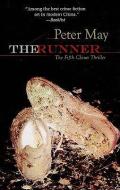 The Runner: A China Thriller di Peter May edito da POISONED PEN PR