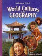 McDougal Littell Middle School World Cultures and Geography: Student Edition 2008 edito da HOUGHTON MIFFLIN