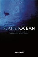Planet Ocean: 30 Postcards That Will Take You on a Worldwide Ocean Voyage di Greenpeace edito da NEW INTERNATIONALIST