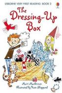 The Dressing Up Box di Mairi MacKinnon edito da Usborne Publishing Ltd