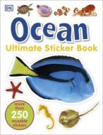 Ocean Ultimate Sticker Book di DK edito da Dorling Kindersley Ltd