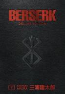 Berserk Deluxe Volume 9 di Kentaro Miura edito da DARK HORSE COMICS