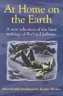 At Home on the Earth edito da Green Books