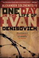 One Day in the Life of Ivan Denisovich di Aleksandr Isaevich Solzhenitsyn edito da NEW AMER LIB