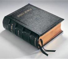 Kjv Lectern Bible With Apocrypha, Black Goatskin Leather Over Boards, Kj986:xab edito da Cambridge University Press