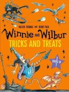 Winnie and Wilbur: Tricks and Treats di Valerie Thomas edito da Oxford University Press